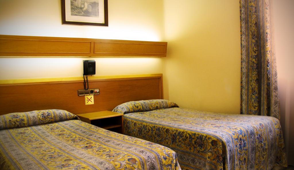 Hostal Los Guerreros 톨레도 객실 사진